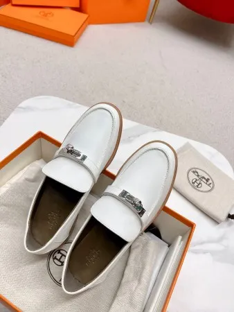 Hermes Women's Destin Loafers in White Leather - HM072 Hermes Women's Destin Loafers in White Leather