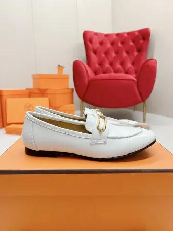 Hermes Women's Colette Loafers in White Leather - HM068 Hermes Women's Colette Loafers in White Leather