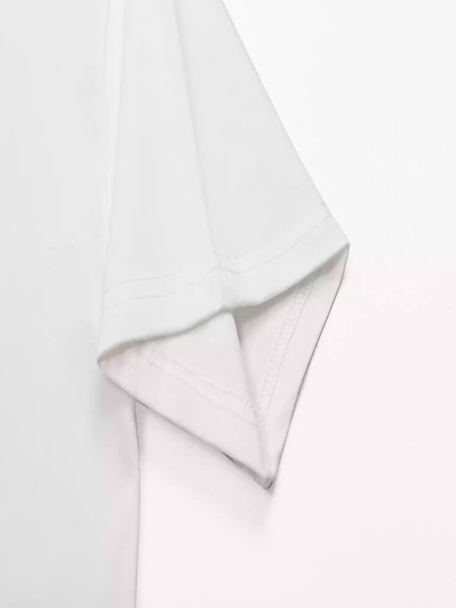 Off-White White Wave Out T-Shirt - OWS012 Off-White White Wave Out T-Shirt