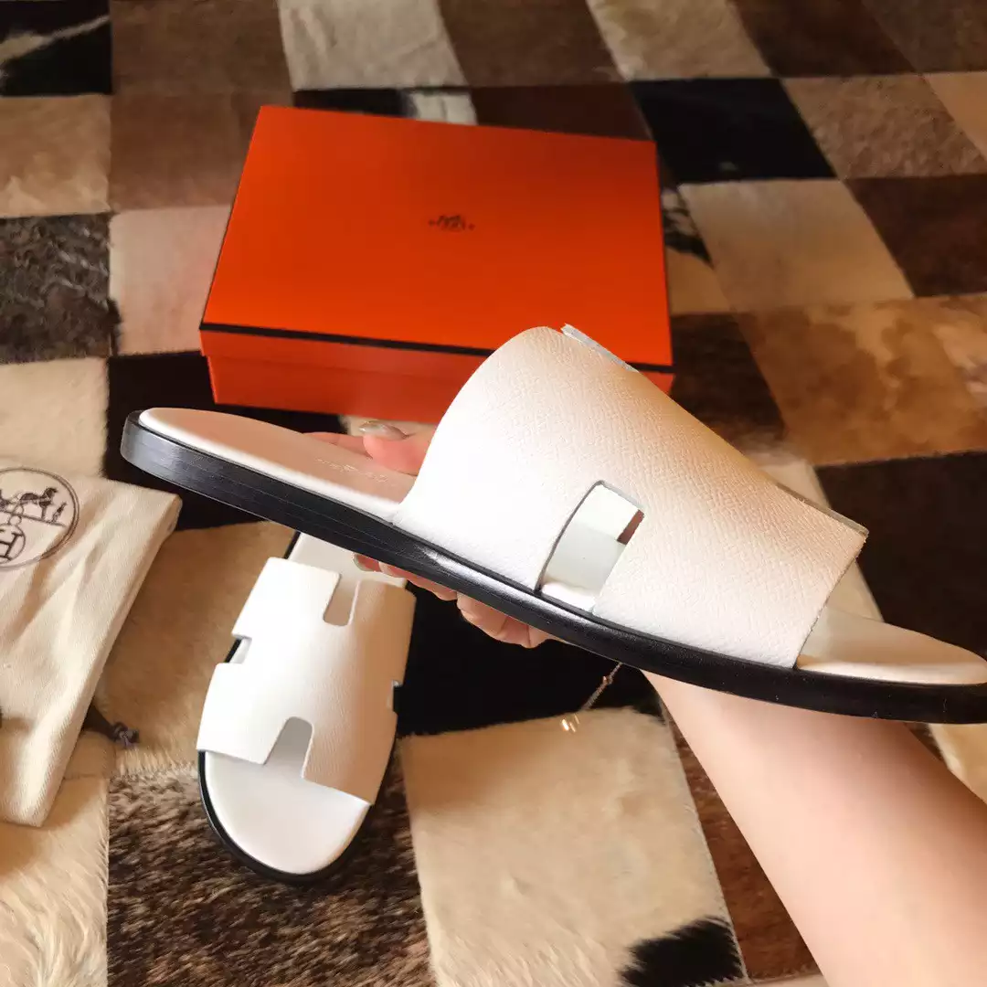 HERMES MEN'S IZMIR SANDALS IN WHITE EPSOM LEATHER - HMSD030