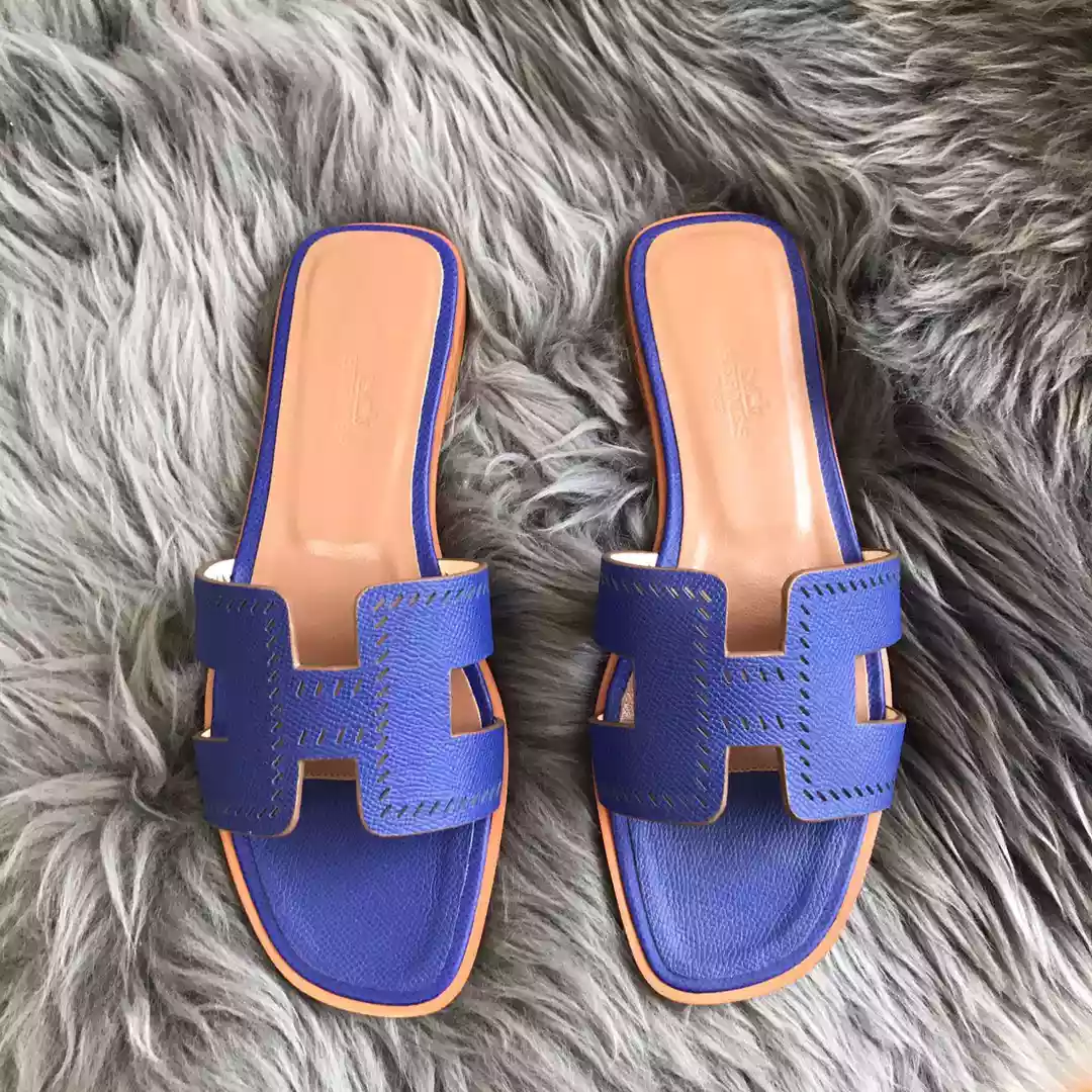 HERMES ORAN SLIDE SANDALS IN BLUE EPSOM PERFORATED CALFSKIN - HMSD095