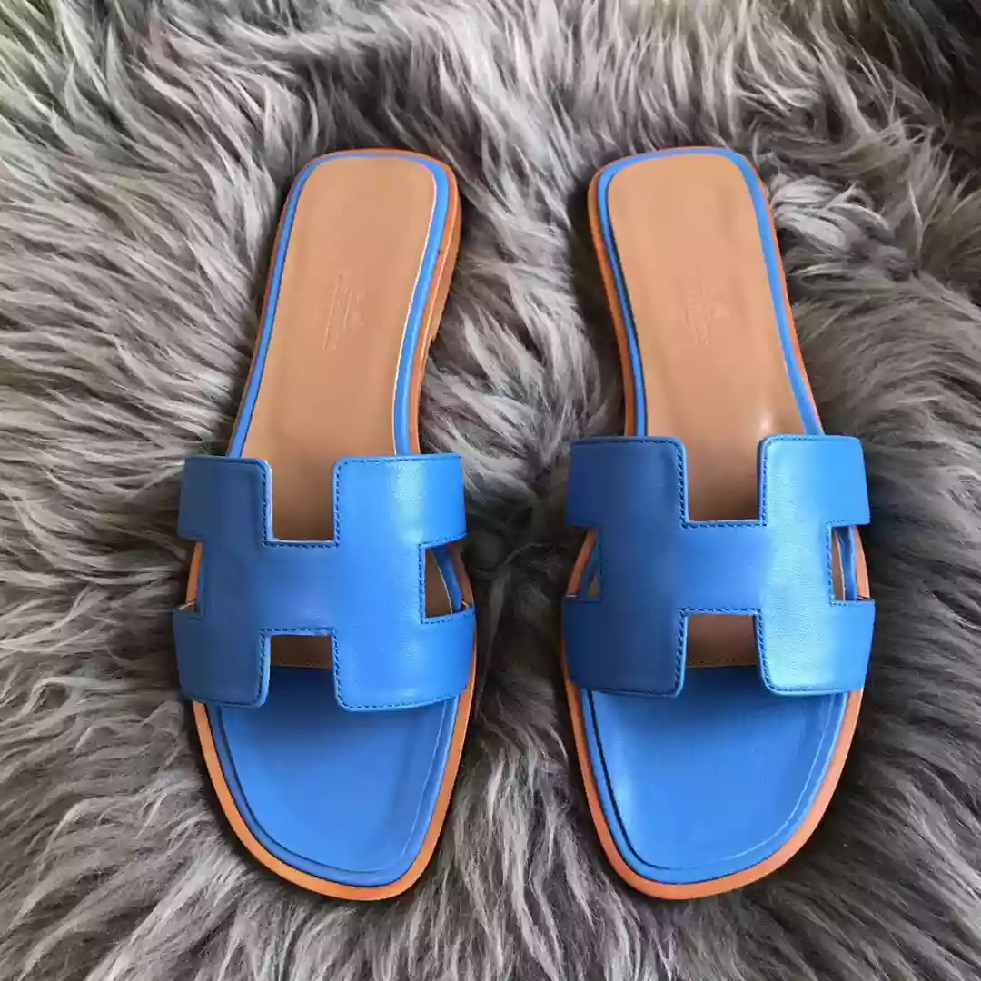 HERMES ORAN SLIDE SANDALS IN BLUE SWIFT CALFSKIN - HMSD124