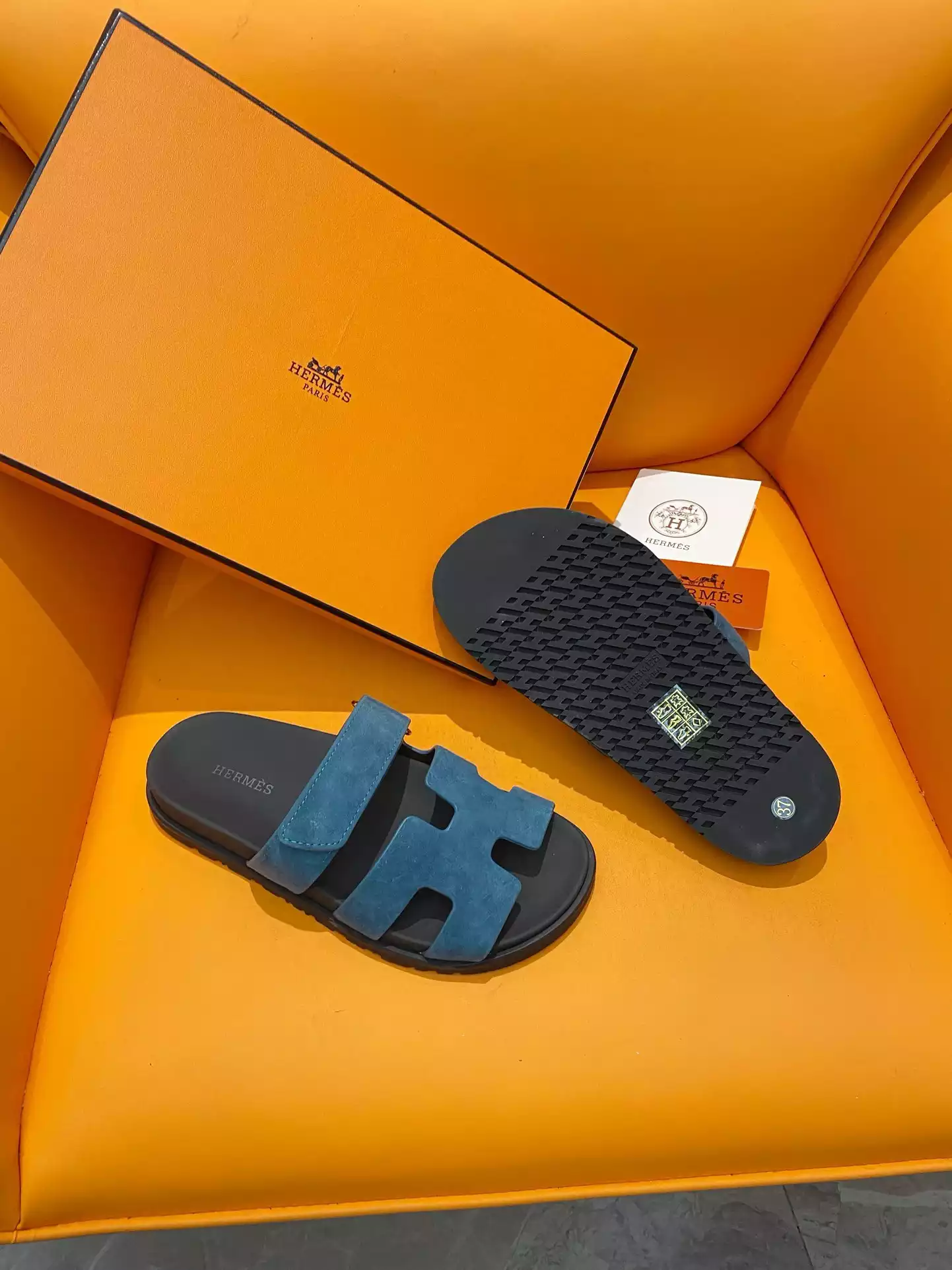 HERMES WOMEN'S CHYPRE SANDALS IN BLUE SUEDE CALFSKIN - HMSD013