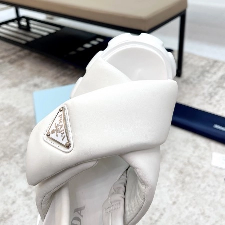 PRADA MONOLITH PADDED SANDALS IN WHITE NAPPA LEATHER - PSD018