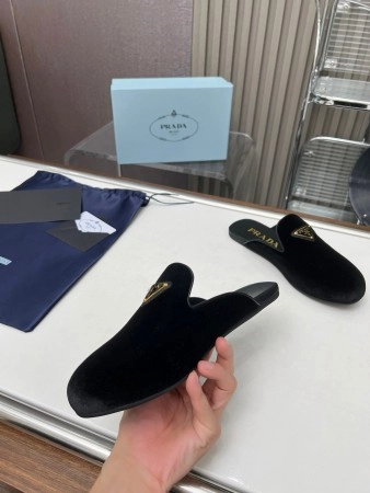 PRADA WOMEN'S SLIPPERS IN BLACK VELVET - PSD013
