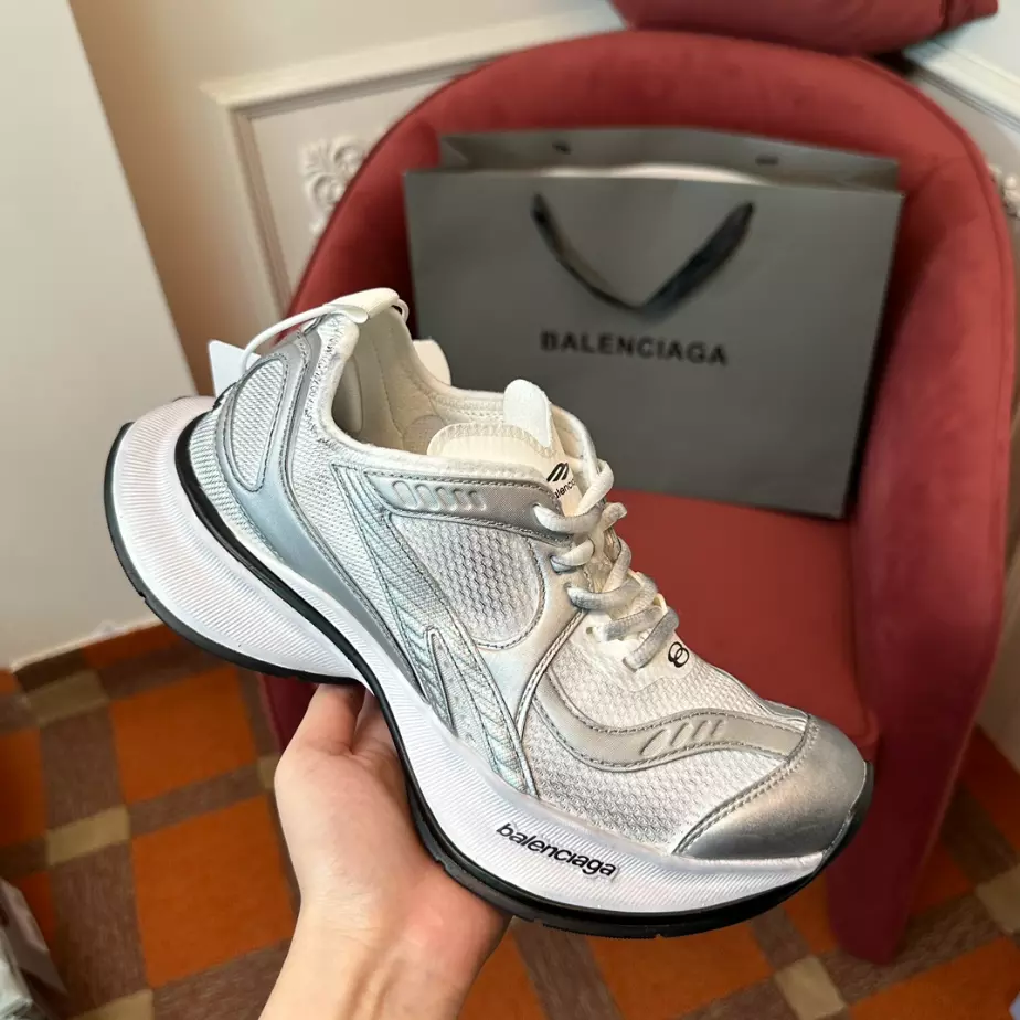 BALENCIAGA CIRCUIT SNEAKER - BLA098