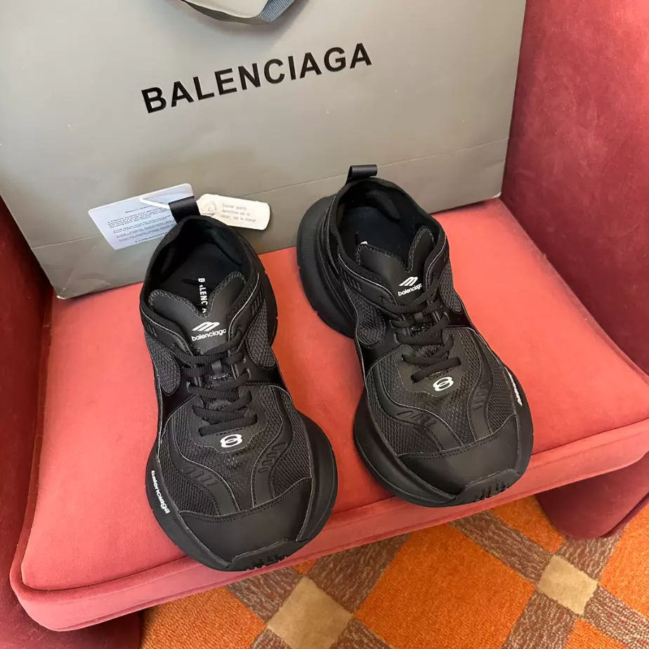 BALENCIAGA CIRCUIT SNEAKER - BLA099
