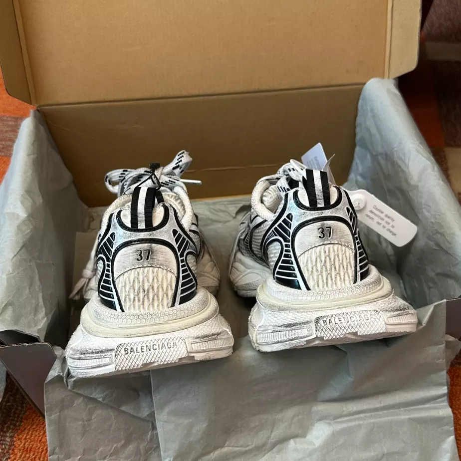 BALENCIAGA MEN'S 3XL SNEAKER - BLA097