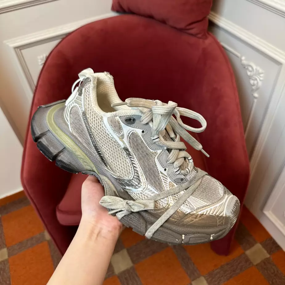 BALENCIAGA MEN'S 3XL SNEAKER - BLA111