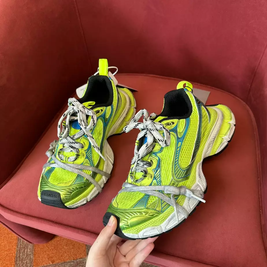 BALENCIAGA MEN'S 3XL SNEAKER - BLA112