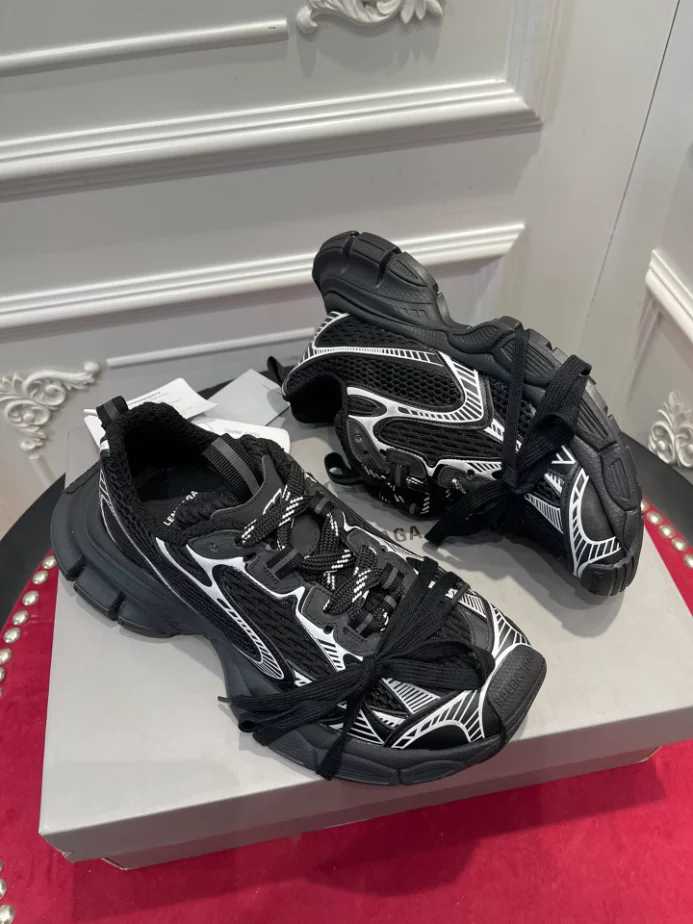 BALENCIAGA MEN'S 3XL SNEAKER - BLA119