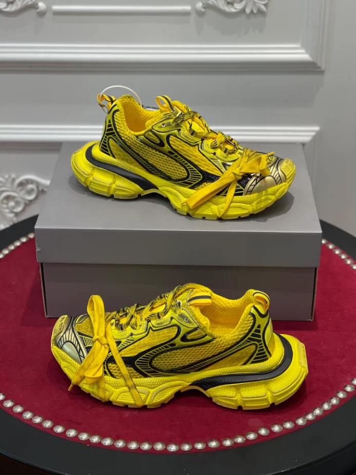 BALENCIAGA MEN'S 3XL SNEAKER - BLA121