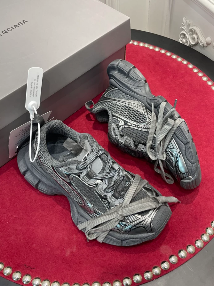 BALENCIAGA MEN'S 3XL SNEAKER - BLA123