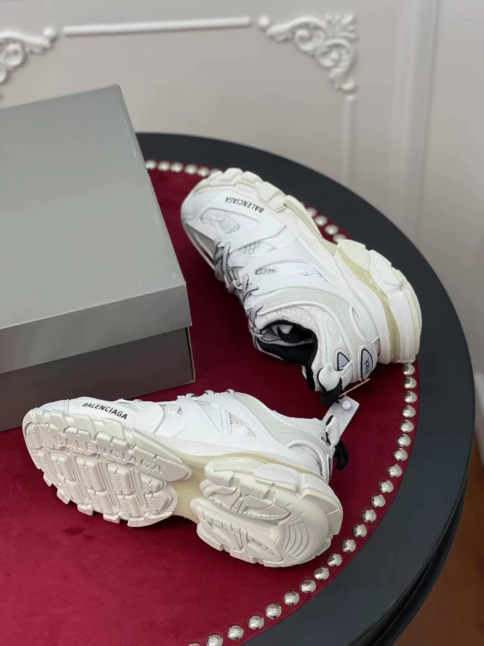 BALENCIAGA TRACK SNEAKER - BLA126