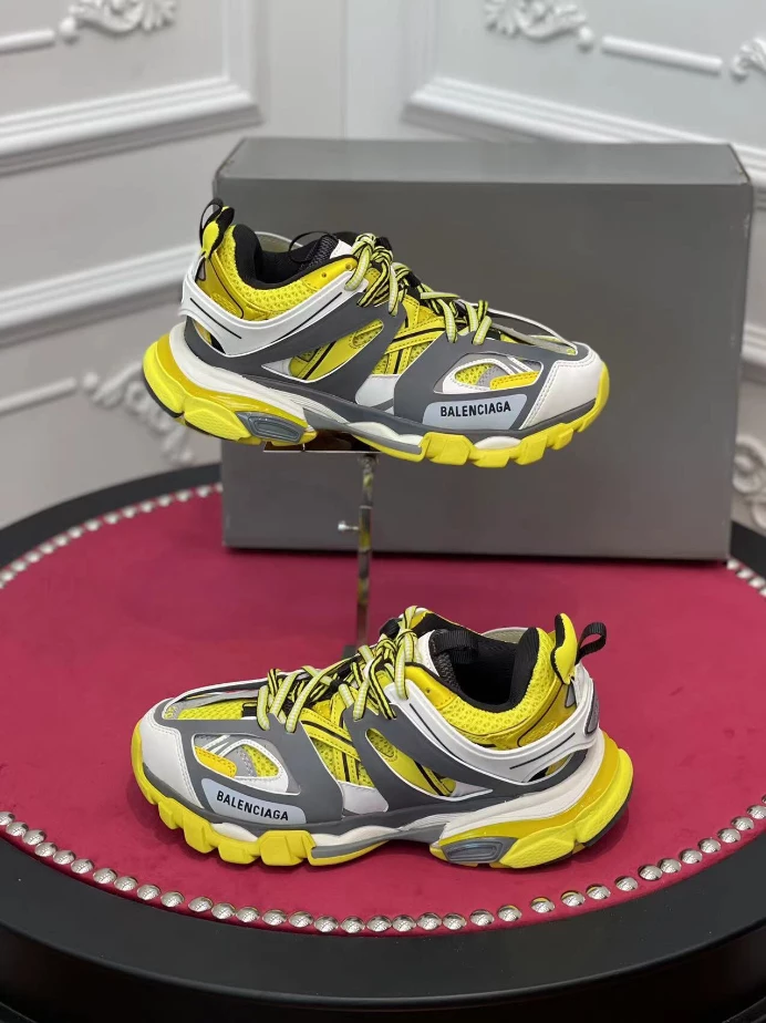 BALENCIAGA TRACK SNEAKER - BLA132