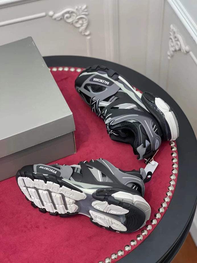 BALENCIAGA TRACK SNEAKER - BLA134