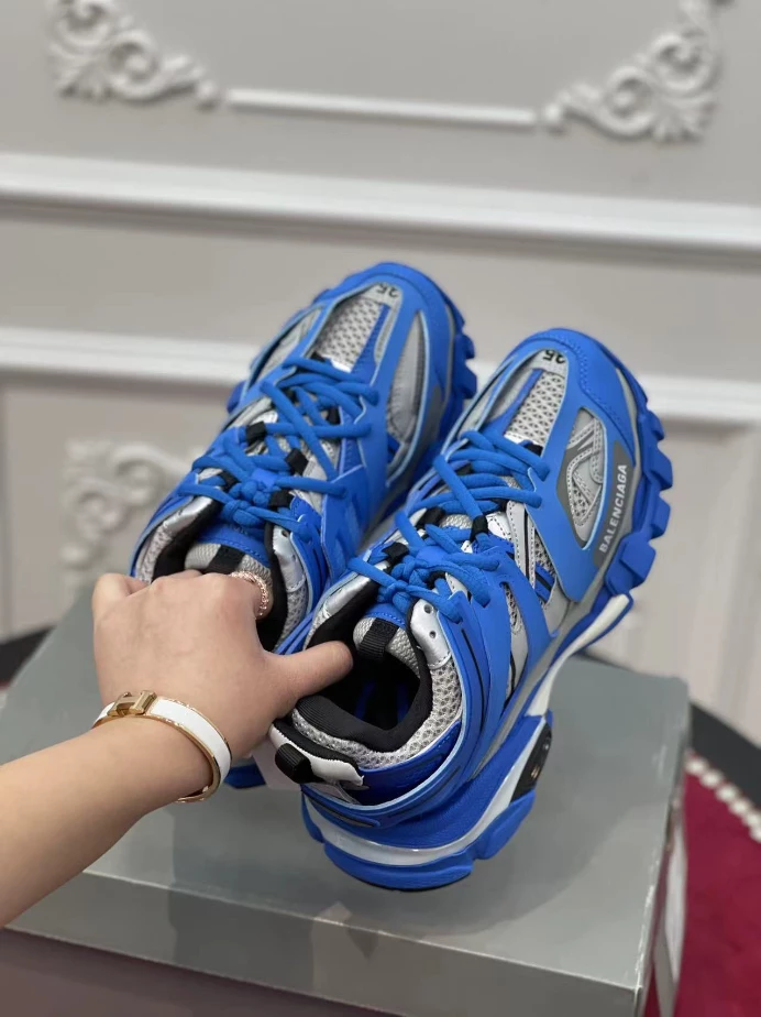 BALENCIAGA TRACK SNEAKER - BLA136