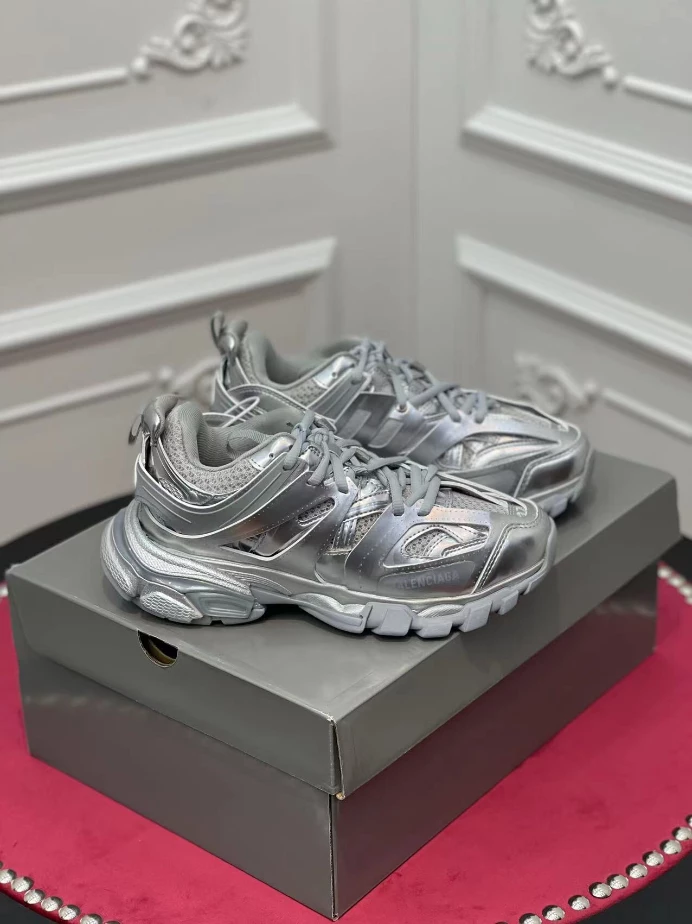 BALENCIAGA TRACK SNEAKER - BLA141