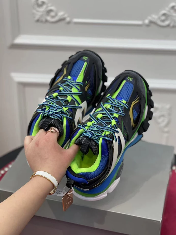 BALENCIAGA TRACK SNEAKER - BLA146