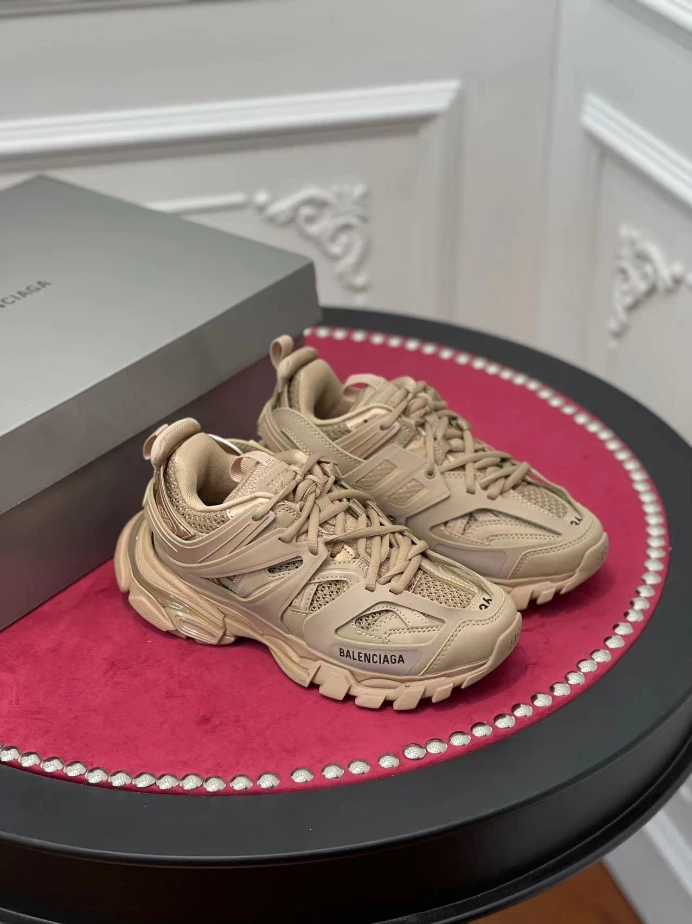 BALENCIAGA TRACK SNEAKER - BLA147