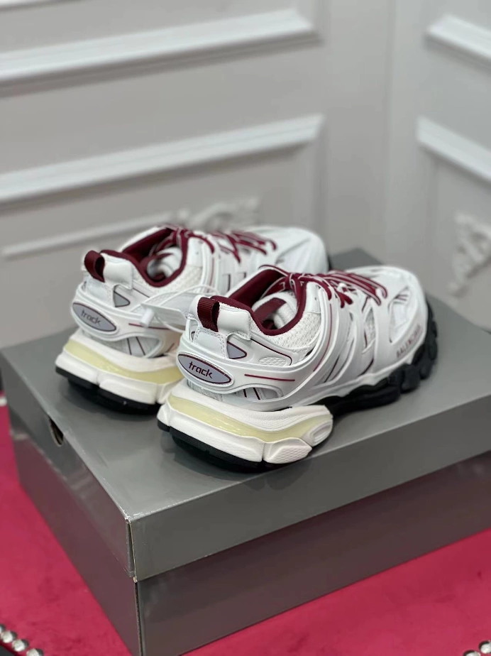 BALENCIAGA TRACK SNEAKER - BLA148