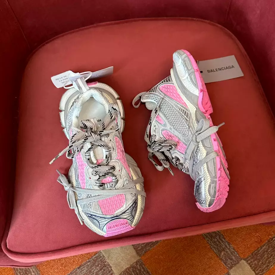 BALENCIAGA WOMEN'S 3XL SNEAKER - BLA102