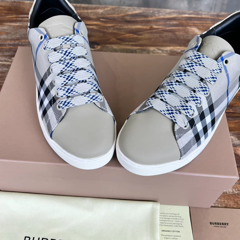 BURBERRY CHECK AND LEATHER SNEAKERS - BBR072