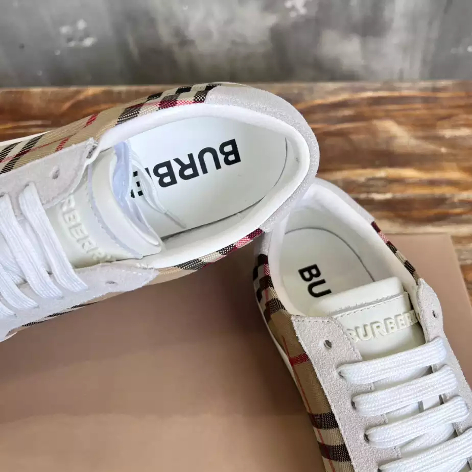 BURBERRY CHECK AND LEATHER SNEAKERS - BBR075