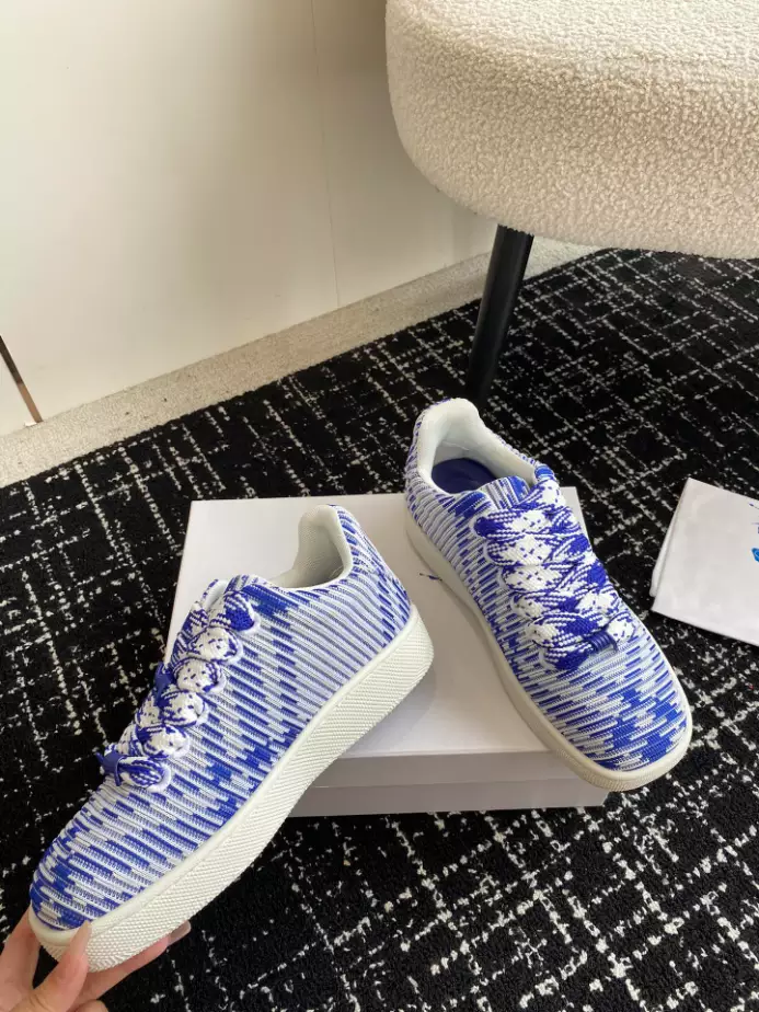 BURBERRY CHECK KNIT BOX SNEAKERS - BBR097