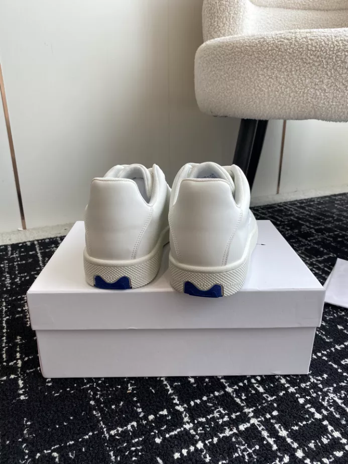 BURBERRY CHECK KNIT BOX SNEAKERS - BBR098