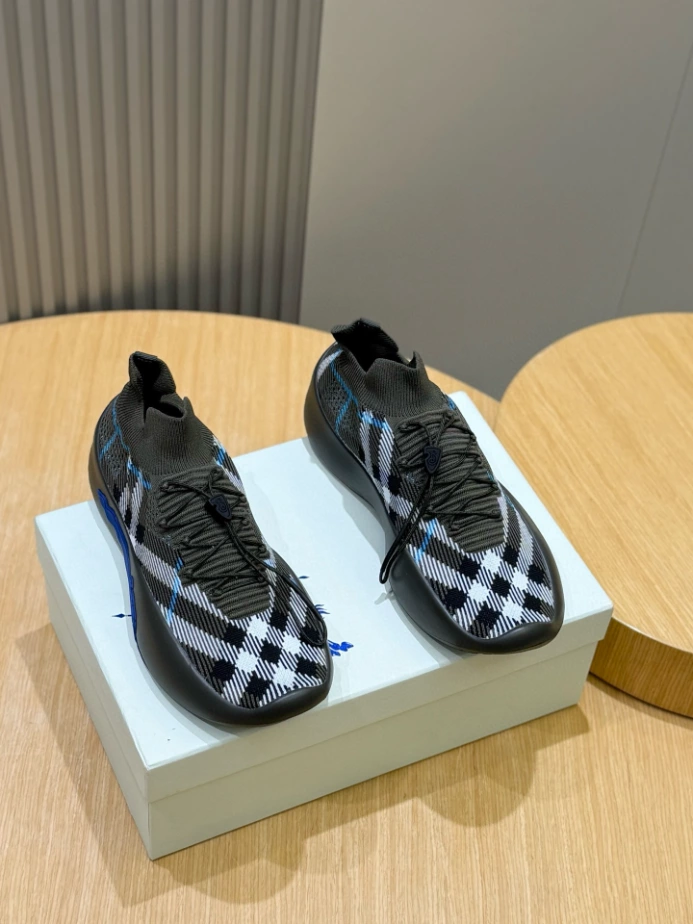 BURBERRY CHECK KNIT NEPTUNE SNEAKERS - BBR057