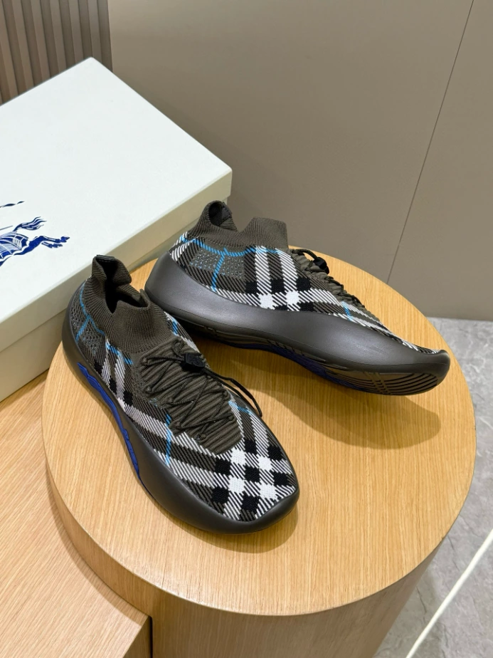 BURBERRY CHECK KNIT NEPTUNE SNEAKERS - BBR057