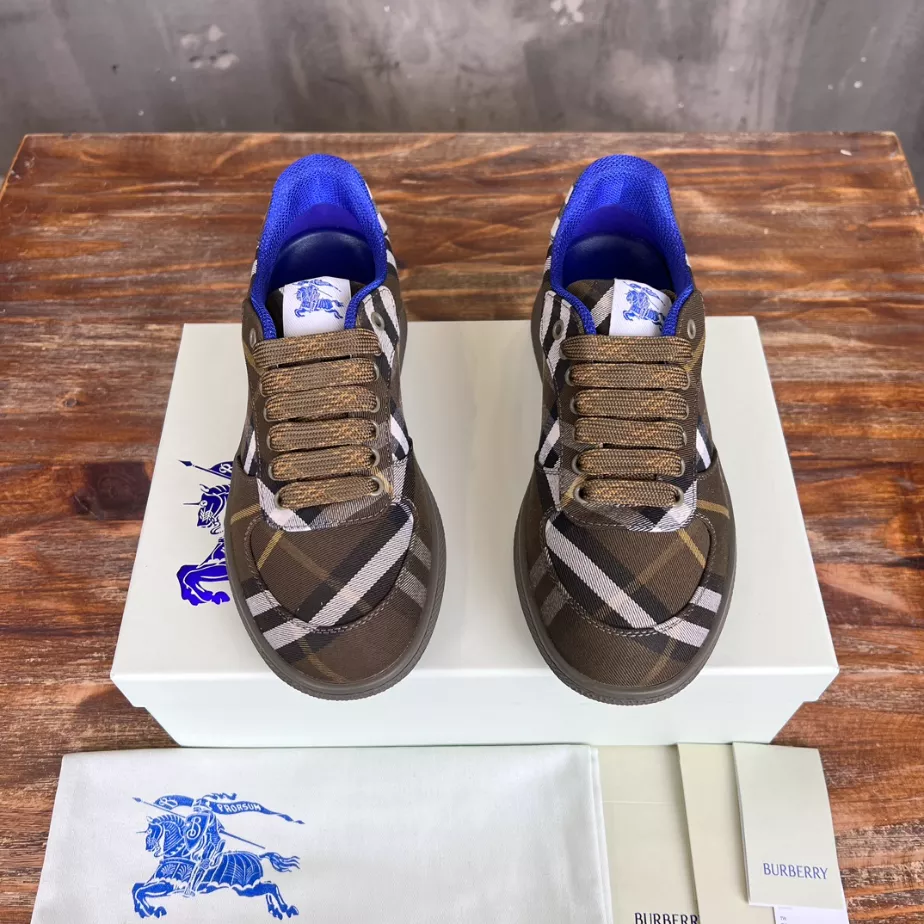 BURBERRY CHECK TERRACE SNEAKERS - BBR069