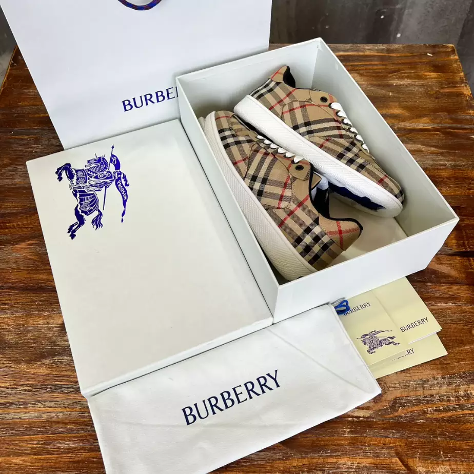 BURBERRY CHECK TERRACE SNEAKERS - BBR093