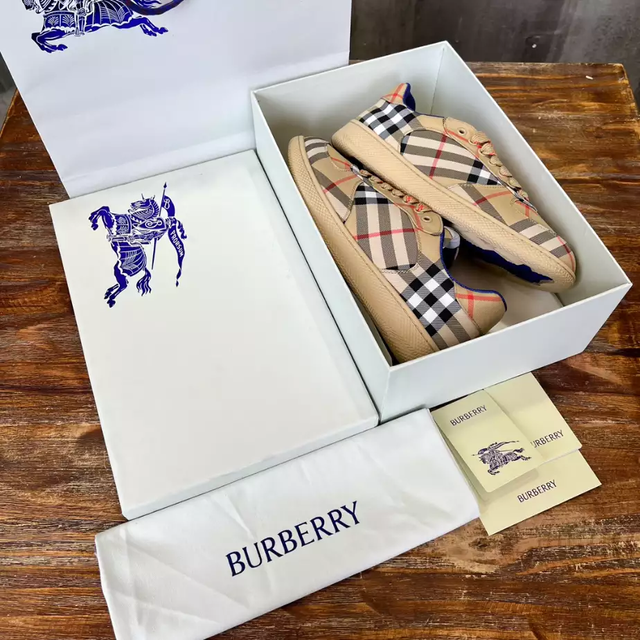 BURBERRY CHECK TERRACE SNEAKERS - BBR094