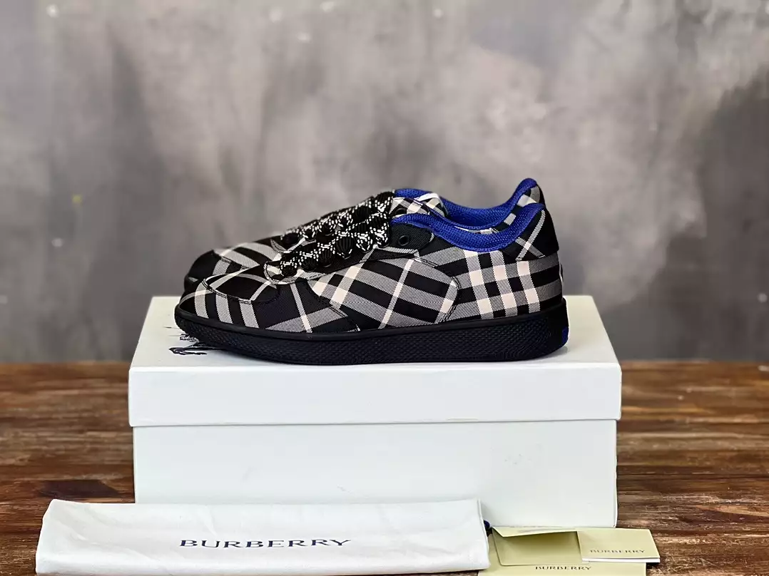 BURBERRY CHECK TERRACE SNEAKERS - BBR095