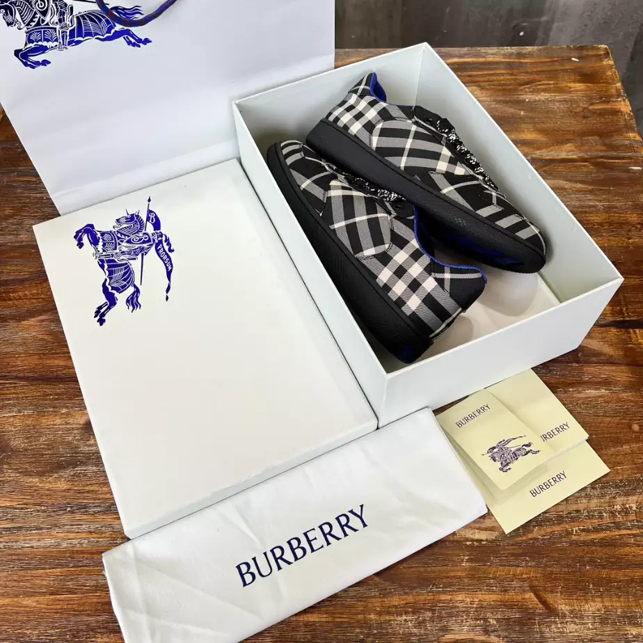 BURBERRY CHECK TERRACE SNEAKERS - BBR095