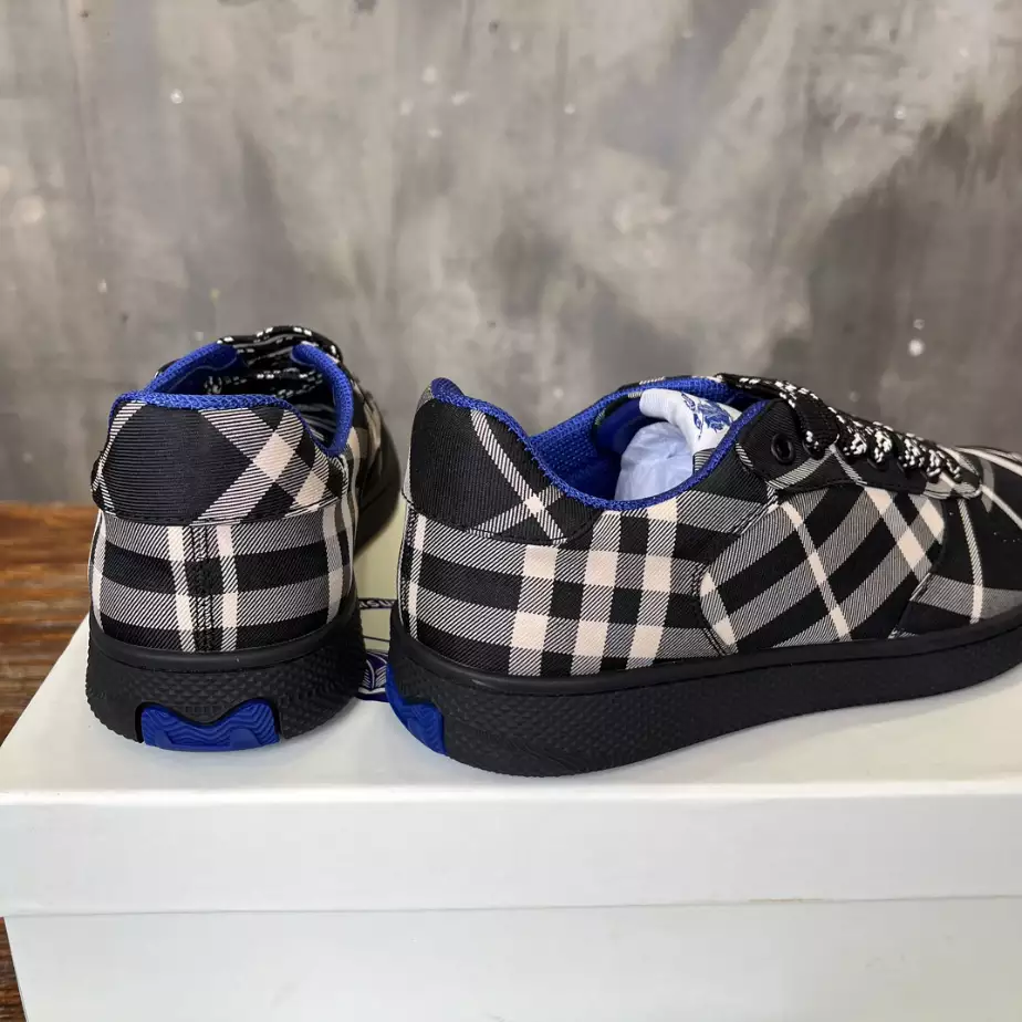 BURBERRY CHECK TERRACE SNEAKERS - BBR095