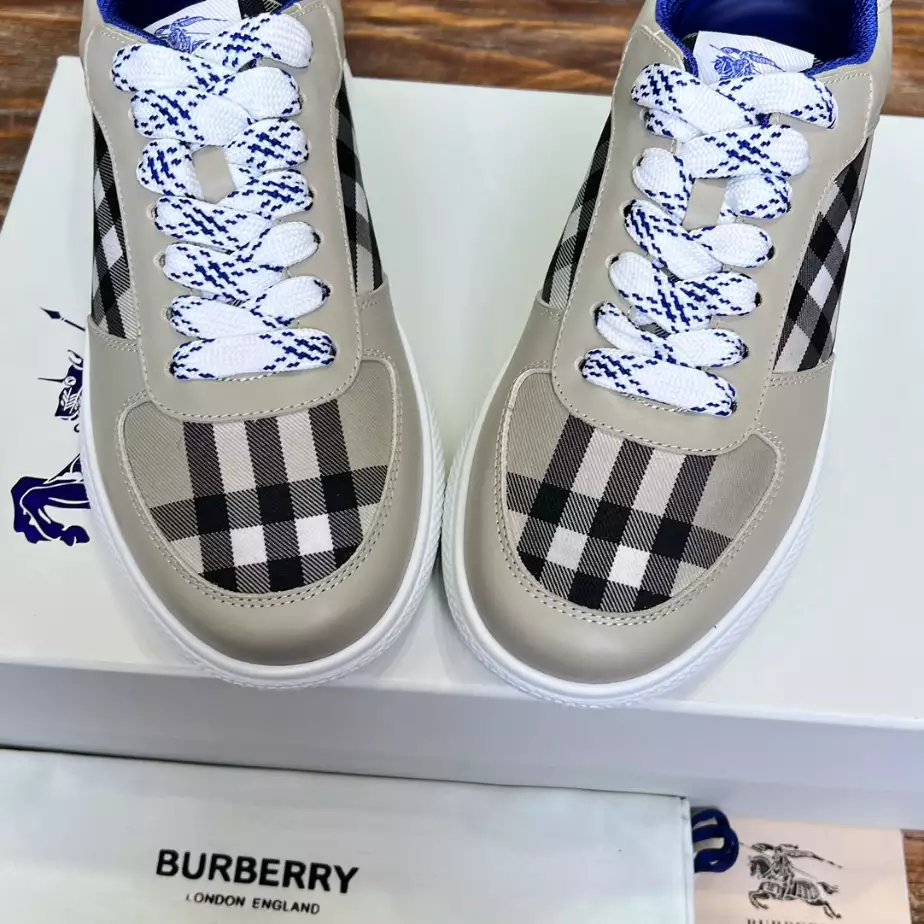 BURBERRY LEATHER AND CHECK TERRACE SNEAKERS - BBR081