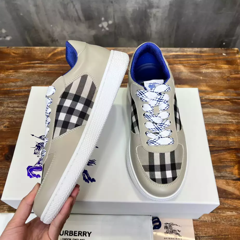 BURBERRY LEATHER AND CHECK TERRACE SNEAKERS - BBR081