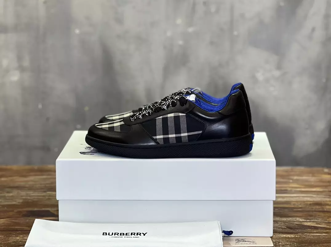 BURBERRY LEATHER AND CHECK TERRACE SNEAKERS - BBR084