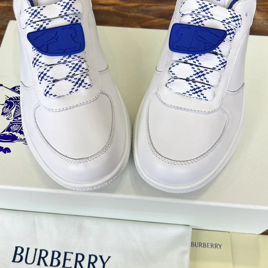 BURBERRY LEATHER TERRACE SNEAKERS - BBR086