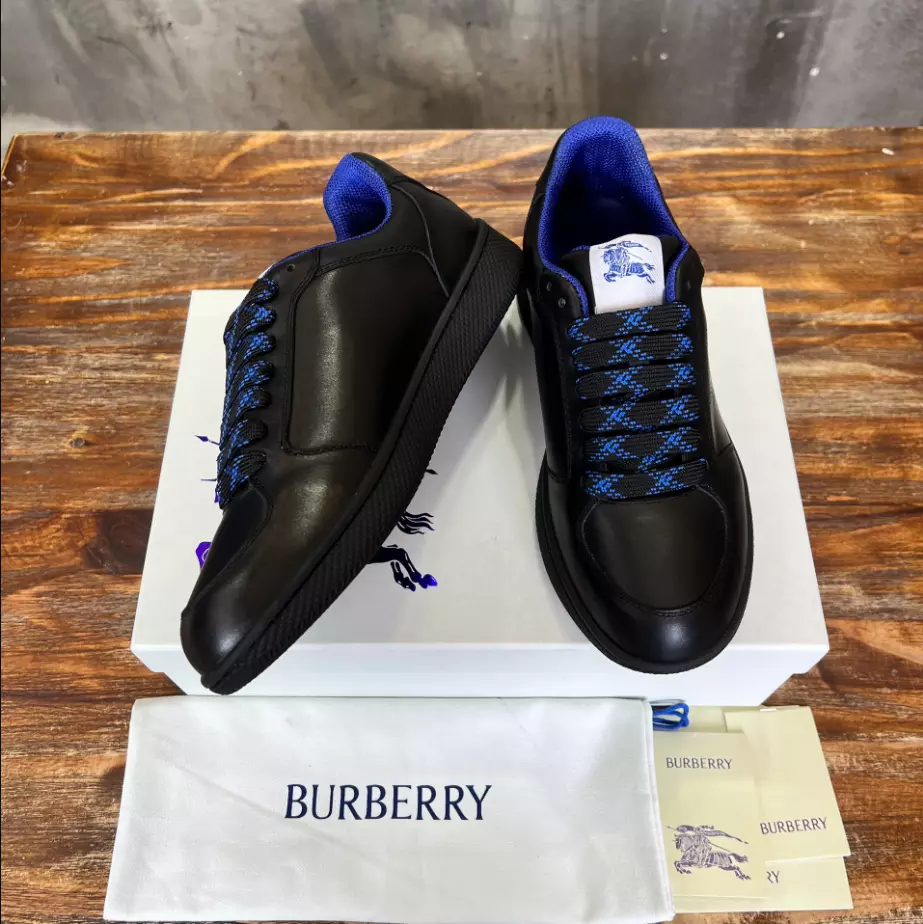 BURBERRY LEATHER STOCK SNEAKERS - BBR087