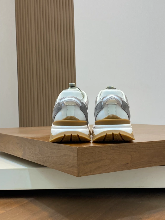 BURBERRY SNEAKERS - BBR068