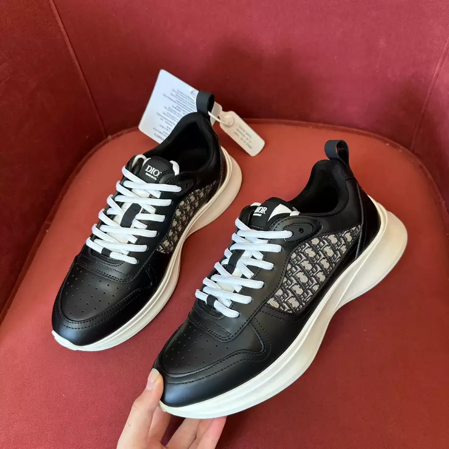 DIOR B25 RUNNER CASUAL SNEAKERS