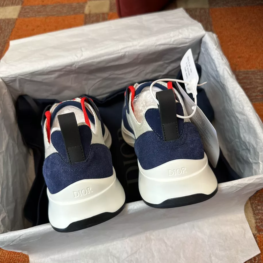DIOR B25 RUNNER CASUAL SNEAKERS