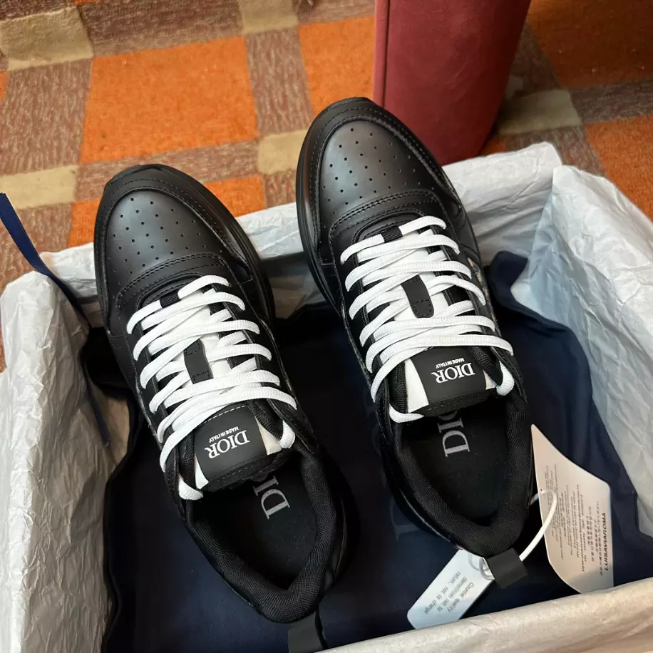 DIOR B25 RUNNER CASUAL SNEAKERS
