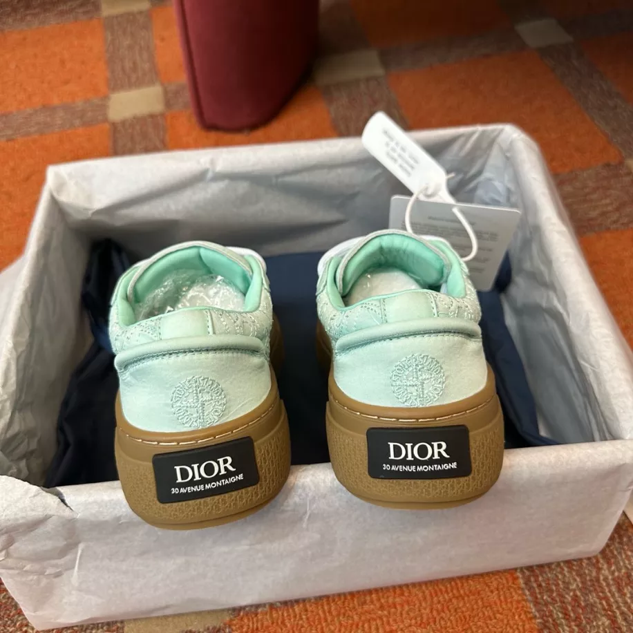 DIOR B33 SKATEBOARD SNEAKER
