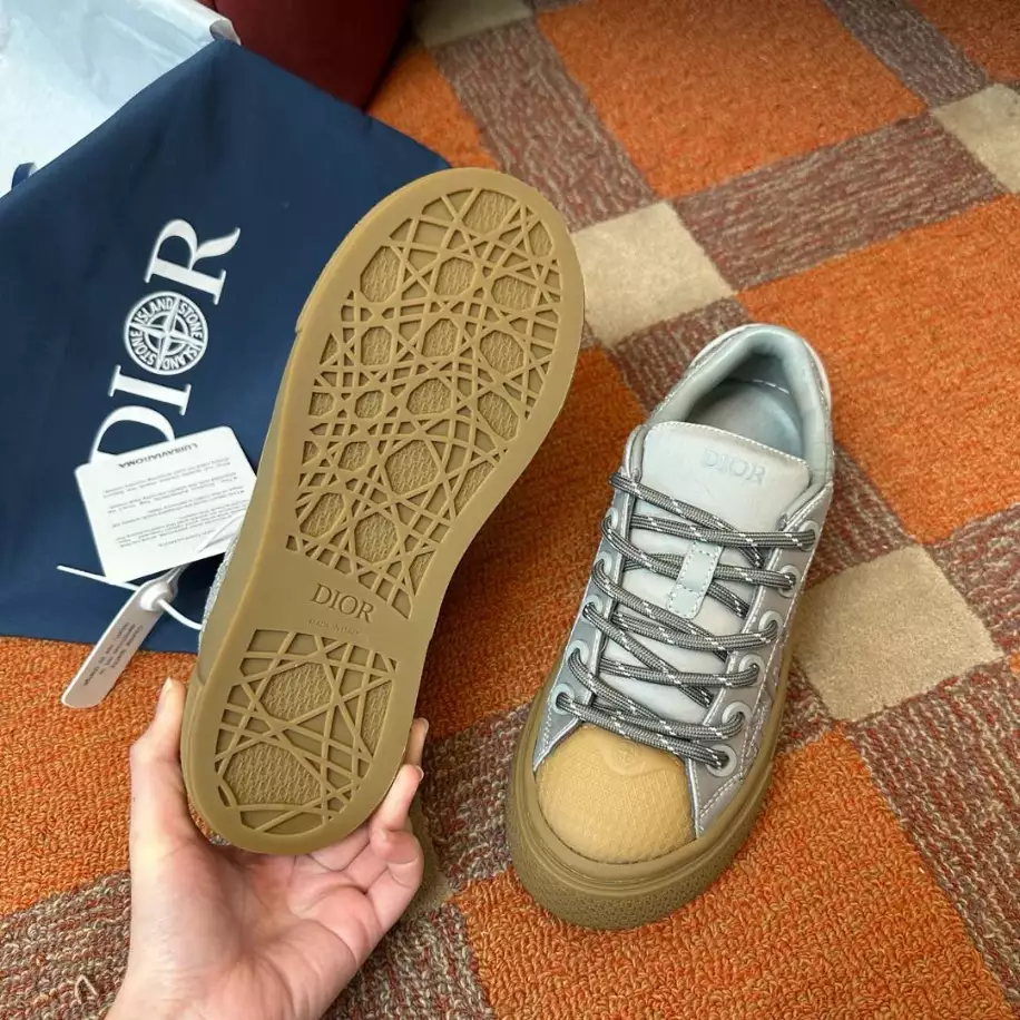 DIOR B33 SKATEBOARD SNEAKER