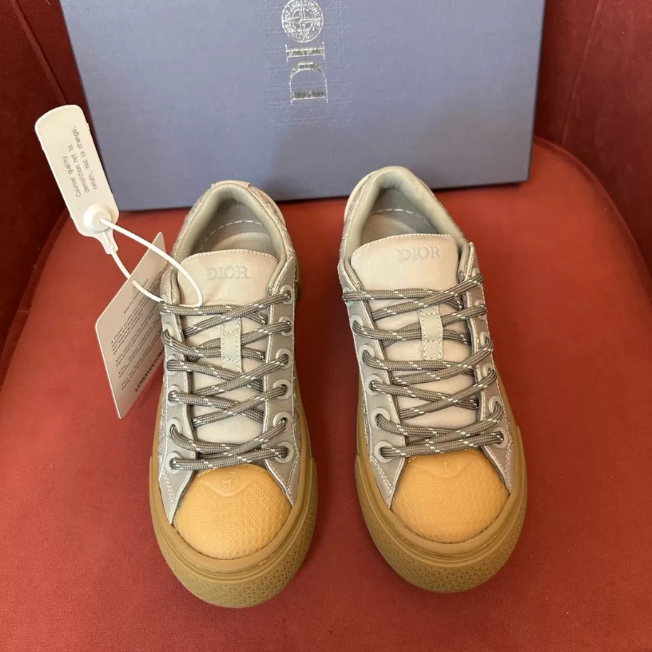 DIOR B33 SKATEBOARD SNEAKER